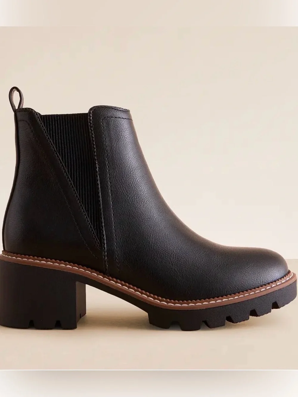 Buckle MIA Black Rodos Ankle Pull On Boot with Brown Welt Sz 6 Worn Once
